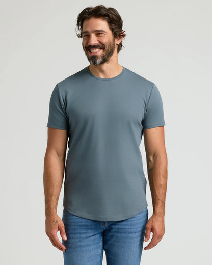 Pima‑t‑skjorte med rund hals og buet kant